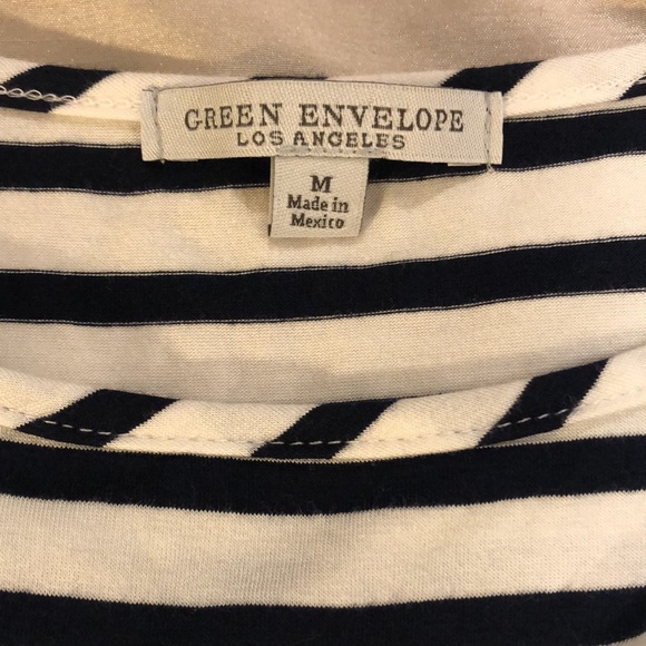 Green Envelope top - Picture 4 of 6